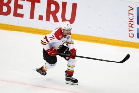 YY易游m6米乐福建YY易游m6米乐信息技术有限公司-昆明昆仑鸿星战胜陕西长安，取得关键胜利