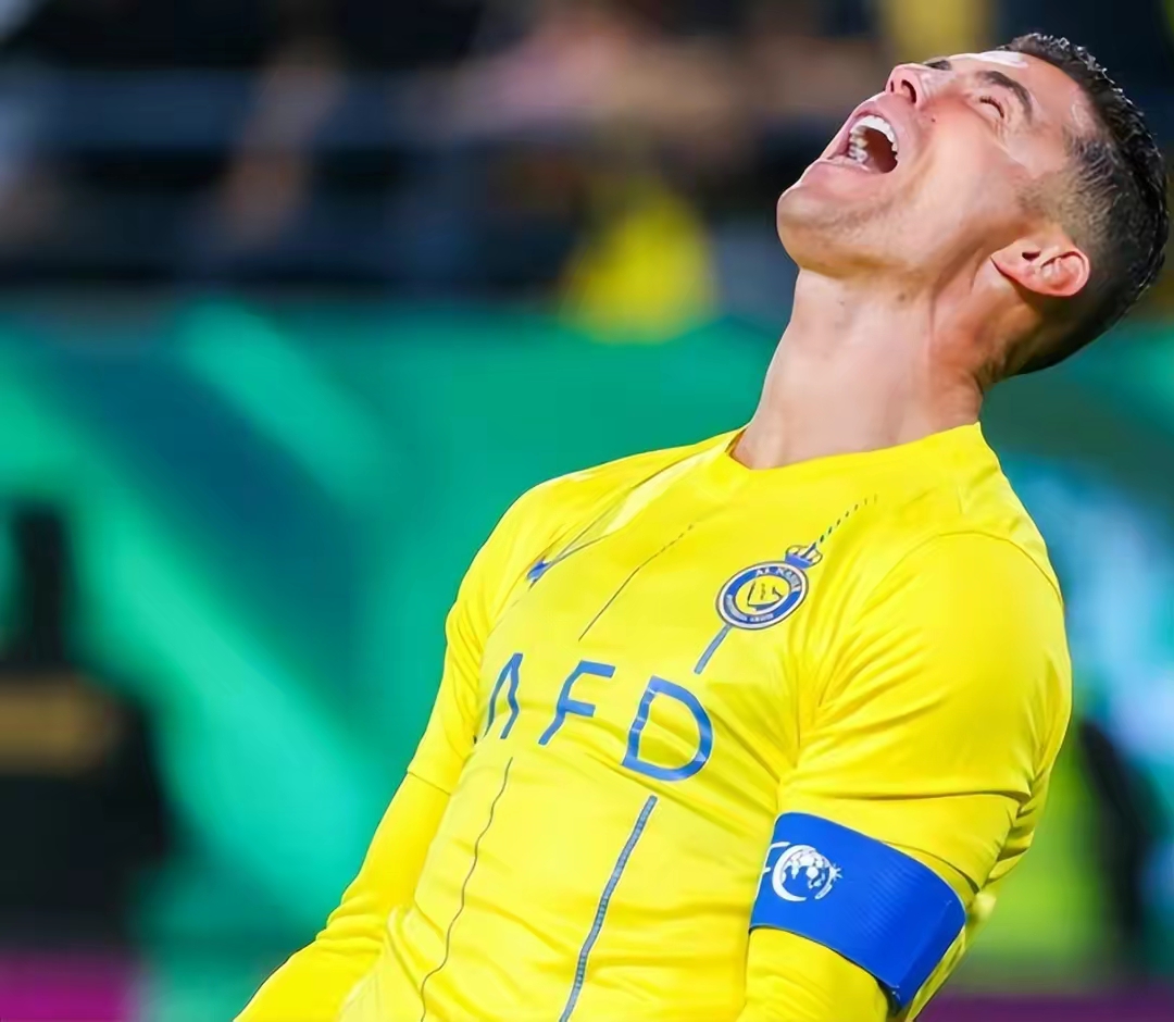 尤文图斯客场-逆转门兴，C罗帽子戏法